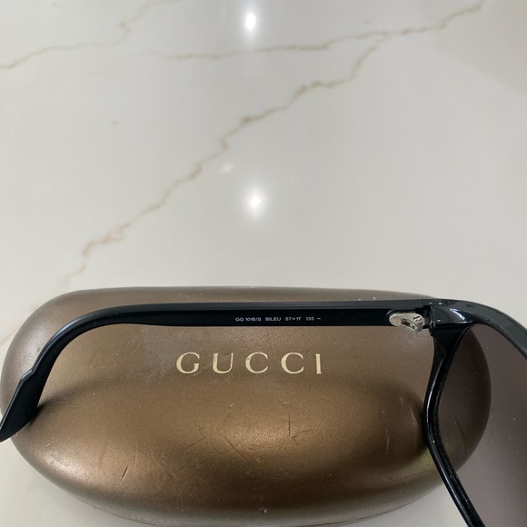 Versace Sunglasses - Picture 4 of 5